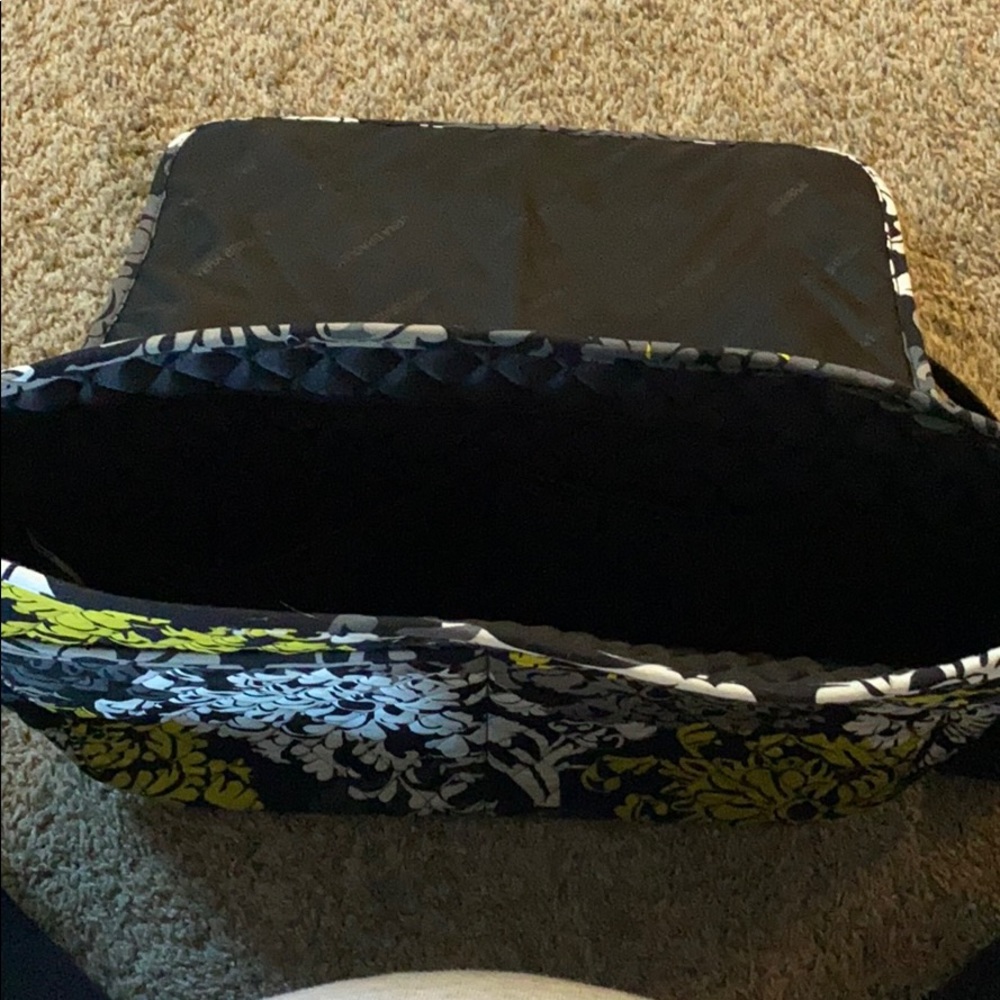 Vera Bradley flap over crossbody bag - Picture 5 of 5